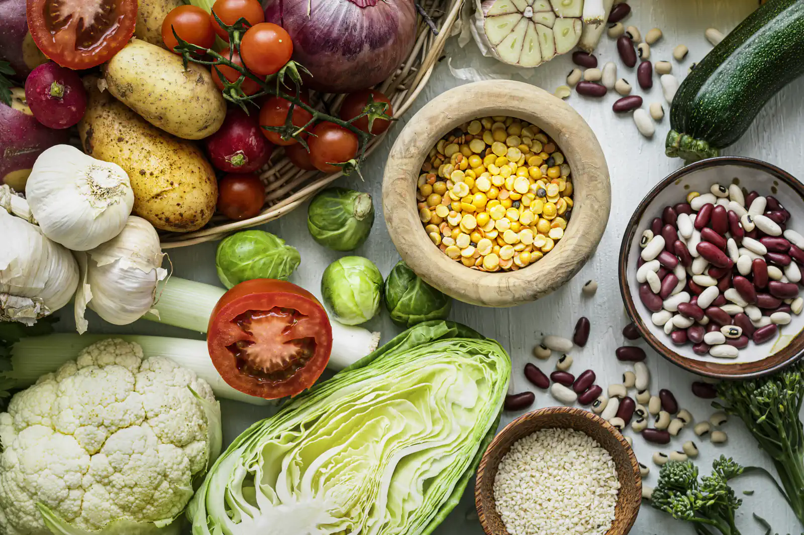 Wie kannst du mit der richtigen Ernährung Entzündungen und Schmerzen lindern